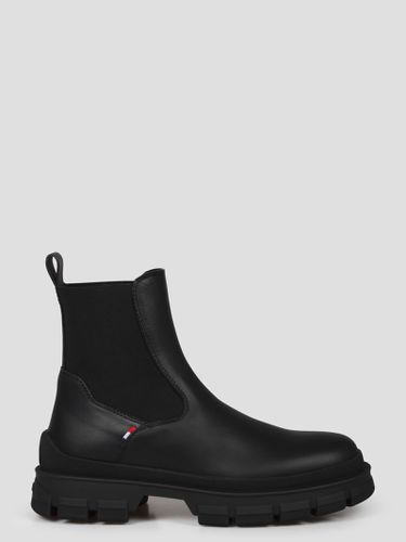 Moncler Tank Ankle Boots - Moncler - Modalova