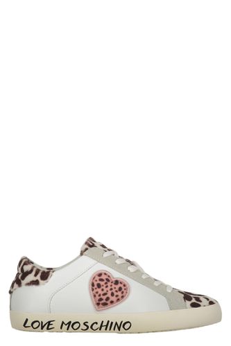 Leather Low-top Sneakers - Love Moschino - Modalova