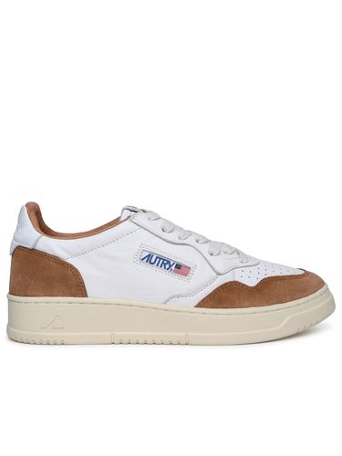 Medalist Sneakers In Goat Leather And White Suede - Autry - Modalova