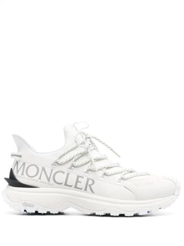 White Trailgrip Lite 2 Sneakers - Moncler - Modalova