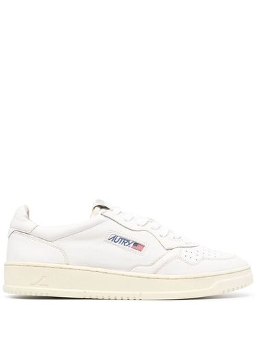 Autry Medalist Low Sneakers - Autry - Modalova