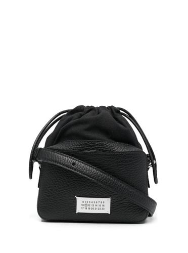 Ac Small Camera Bag With Shoulder Strap And Logo Patch In Grained Leather Woman - Maison Margiela - Modalova