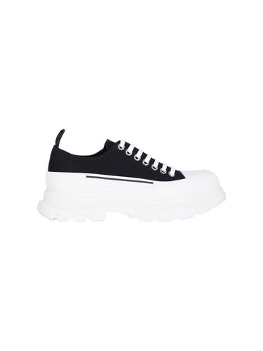 Tread Slick Sneakers - Alexander McQueen - Modalova