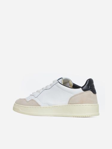 Medalist Leather And Suede Sneakers - Autry - Modalova