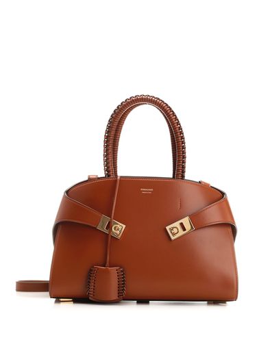 Ferragamo hug Small - Ferragamo - Modalova