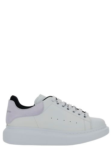 White Low Top Sneakers With Double Heel Tab And Oversized Platform In Leather Woman - Alexander McQueen - Modalova