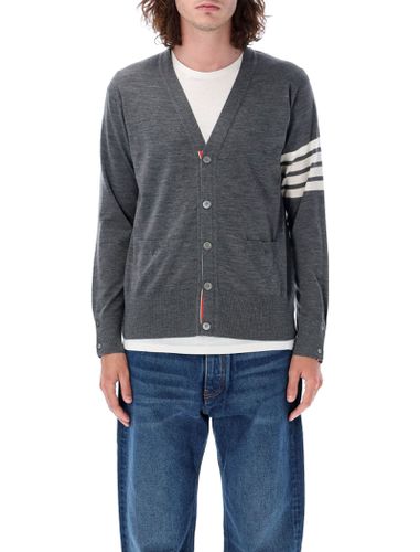 Classic V-neck Cardigan Sustainable - Thom Browne - Modalova