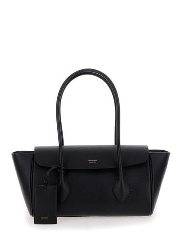 East-west M Black Handbag With Logo Detail In Hammered Leather Woman - Ferragamo - Modalova