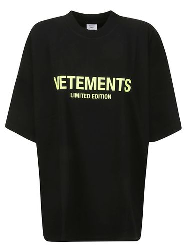 Limited Edition Logo T-shirt - VETEMENTS - Modalova