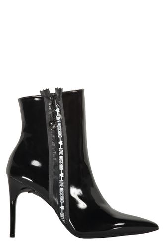 Love Moschino Patent Leather Boots - Love Moschino - Modalova