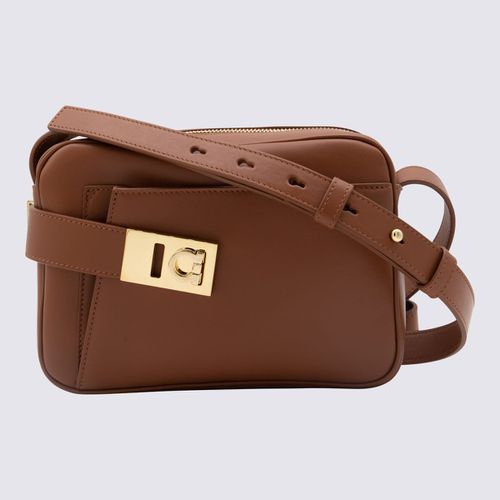 Brown Leather Camera Case S Crossbody Bag - Ferragamo - Modalova