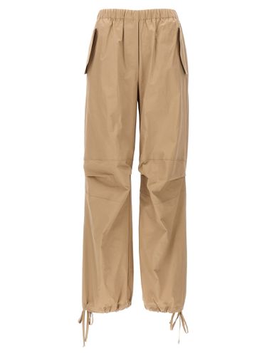 Nude) Cargo Trousers - nude - Modalova