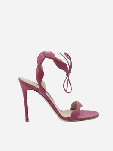 Sandals Made Of Leather - Gianvito Rossi - Modalova