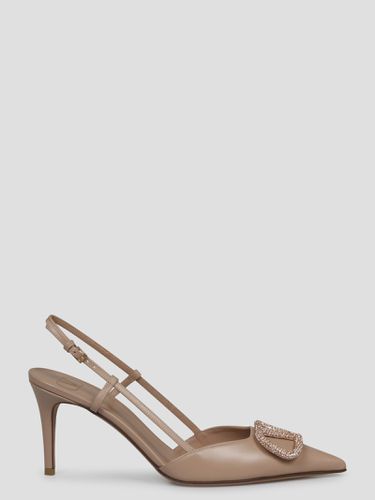 Logo Embellished Pointed-toe Slingback Pumps - Valentino Garavani - Modalova