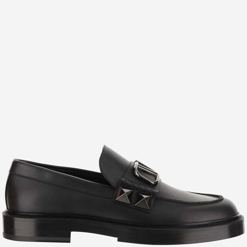 Calfskin Stud Sign Loafer - Valentino Garavani - Modalova