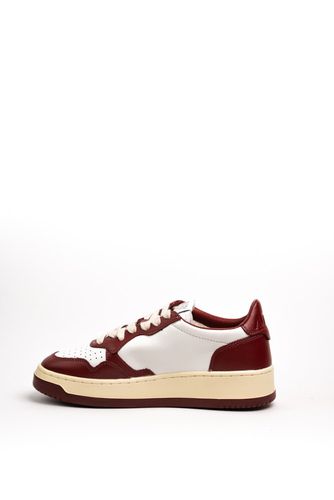 Medalist Low-top Leather Sneakers - Autry - Modalova