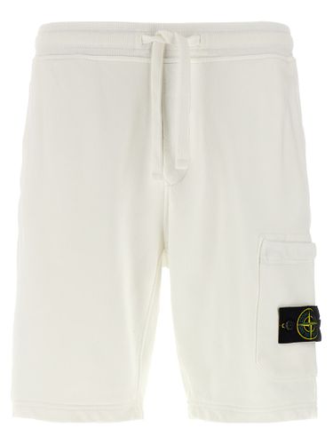 Logo Badge Bermuda Shorts - Stone Island - Modalova