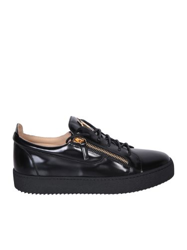 Frankie Sneakers In Patent Leather - Giuseppe Zanotti - Modalova