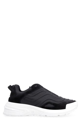 Givenchy Chunky Laceup Sneakers - Givenchy - Modalova