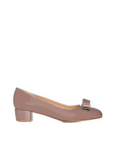 Bow-detailed Slip-on Pumps - Ferragamo - Modalova