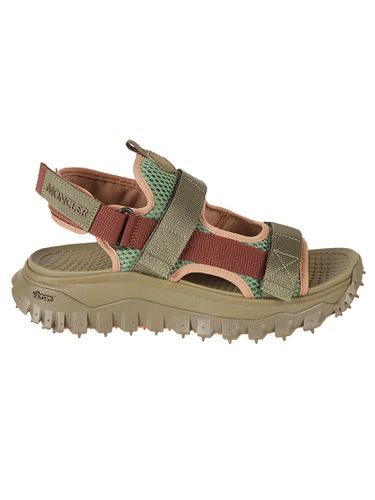 Moncler Trailgrip Vela Sandals - Moncler - Modalova