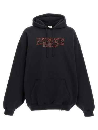 Vetements Paris Logo Hoodie - VETEMENTS - Modalova