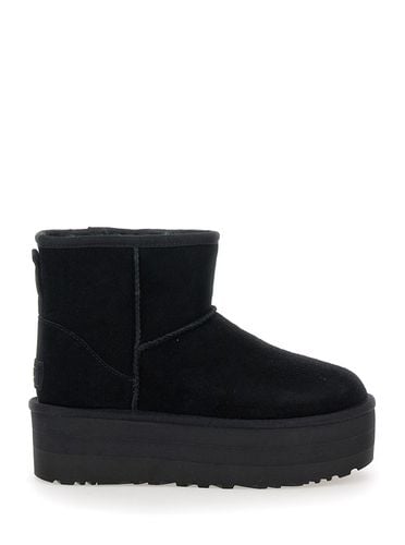 Classic Mini Platform Ankle Boots With Platform In Suede Woman - UGG - Modalova