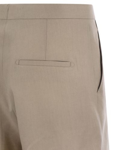 Linen Chino Bermuda Shorts - Tagliatore - Modalova