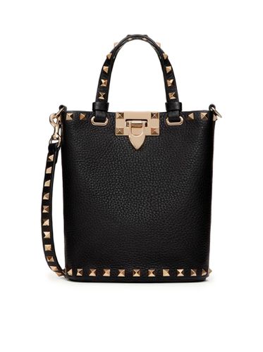 Pouch With Rockstud Shoulder Strap In Grained Calfskin - Valentino Garavani - Modalova