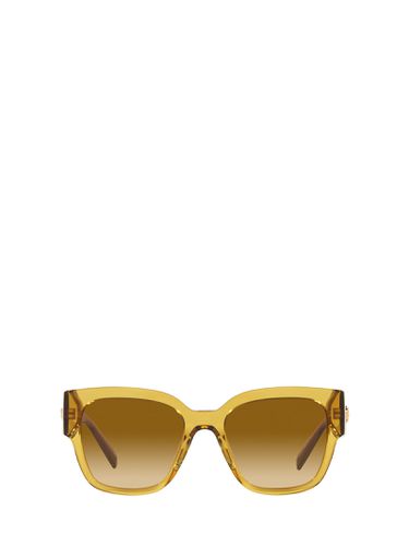 Ve4437u Transparent Honey Sunglasses - Versace Eyewear - Modalova