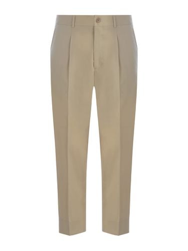 Trousers In Virgin Wool Available Store Pompei - costumein - Modalova