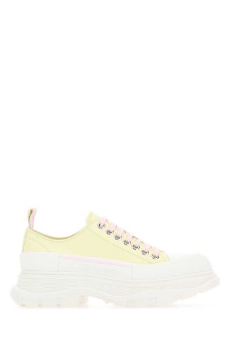 Pastel Yellow Leather Tread Slick Sneakers - Alexander McQueen - Modalova