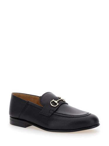 Loafers With Gancini Detail In Leather Woman - Ferragamo - Modalova