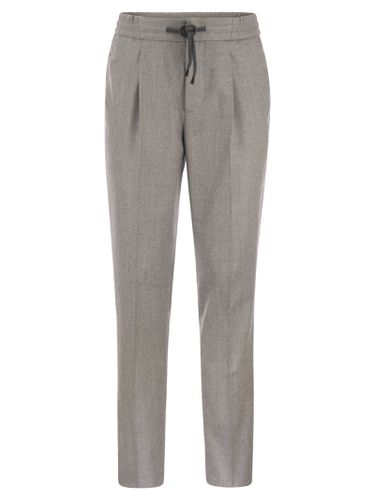 Leisure Fit Wool Trousers With Drawstring And Darts - Brunello Cucinelli - Modalova