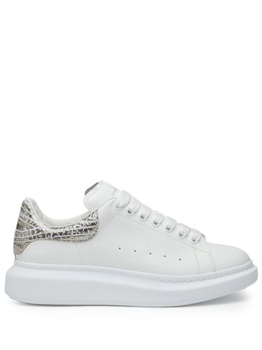 Oversized Sneakers In And Silver - Alexander McQueen - Modalova