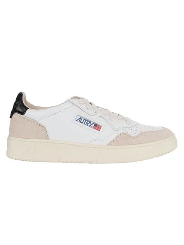 Autry Medalist Low Sneakers - Autry - Modalova