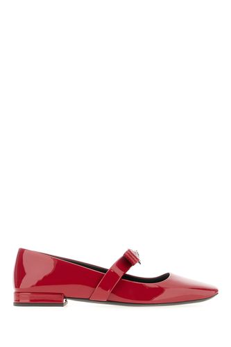 Red Leather Gianni Ribbon Ballerinas - Versace - Modalova