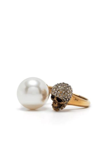 Antique Gold Pearl Effect Skull Ring - Alexander McQueen - Modalova