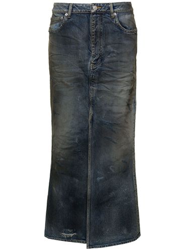 Dark Maxi Skirt With Crinkled Effect With Logo Patch In Cotton Denim Woman - Balenciaga - Modalova