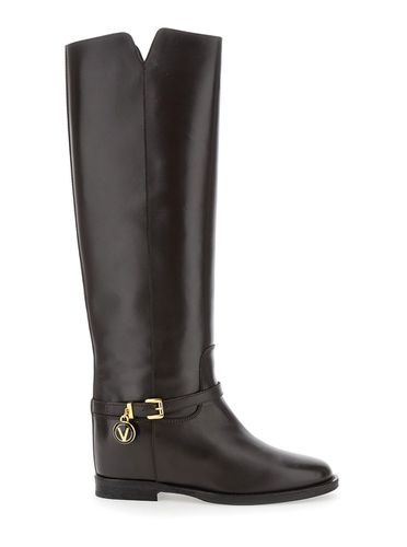 Knee Boots With Logo Pendant In Leather Woman - Via Roma 15 - Modalova