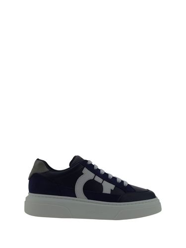 Ferragamo Gancini Sneakers - Ferragamo - Modalova