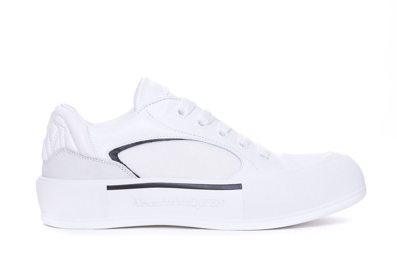 Alexander McQueen Plimsoll Sneakers - Alexander McQueen - Modalova