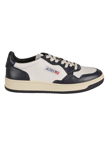 Autry Medalist Low Sneakers - Autry - Modalova