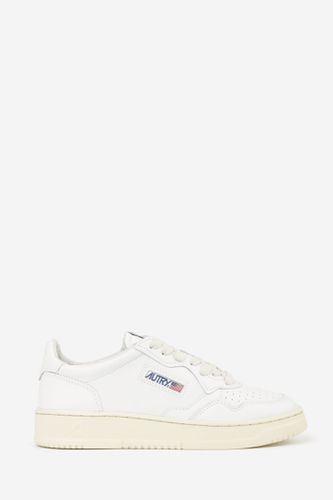 Autry 01 Low Sneakers - Autry - Modalova