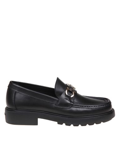 Duglas Leather Loafers With Gancini Buckle - Ferragamo - Modalova