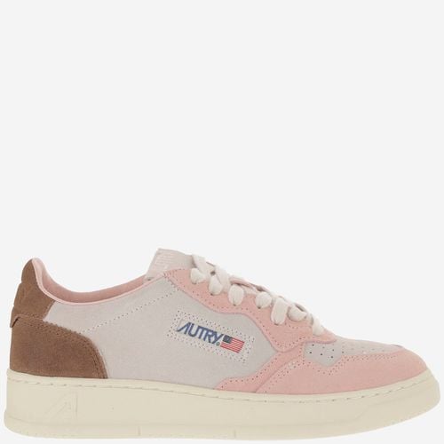 Autry Low Medalist Sneakers - Autry - Modalova