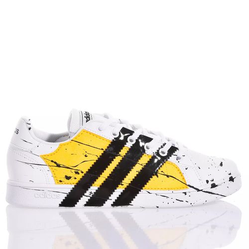 Mimanera Adidas Bee Sketches - Mimanera - Modalova