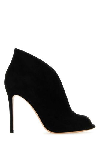 Black Suede Vamp Pumps - Gianvito Rossi - Modalova