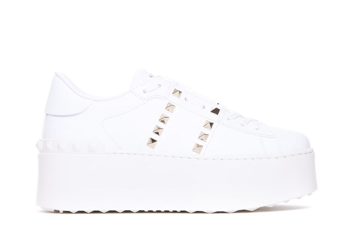 Flatform Rockstud Untitled Trainer Sneakers - Valentino Garavani - Modalova