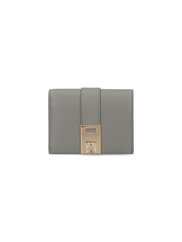 Ferragamo Compact Wallet hug - Ferragamo - Modalova